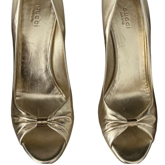 Authentic Gucci shoes gold nappa sand pelle size US 7.5 sexy elegant simple - Picture 1 of 8